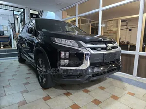 Mitsubishi RVR 2019 Black