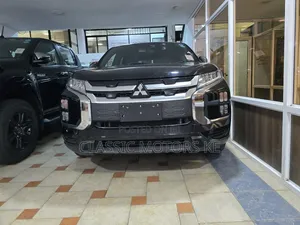 Mitsubishi RVR 2019 Black
