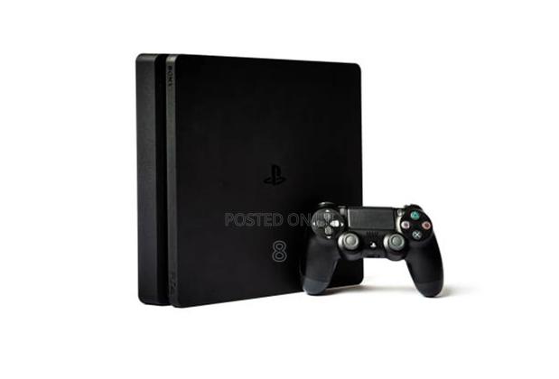 Sony Playstation 4 – Hours of Fun With 1 Dualshock 4