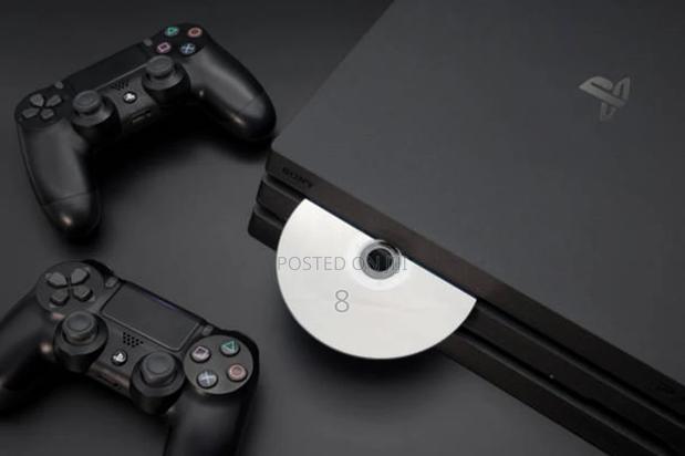 Sony PS4 Console – Great Gift Idea With 1 Controller