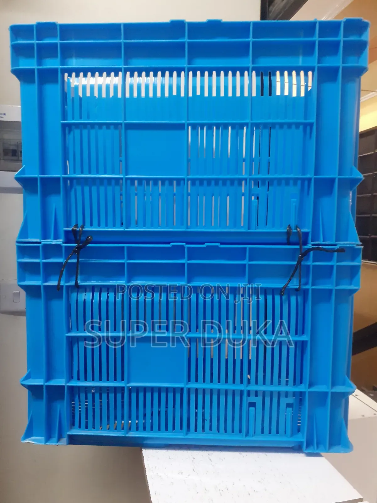 Heavy Duty L587xw400xh360 Durable Plastic Crate.