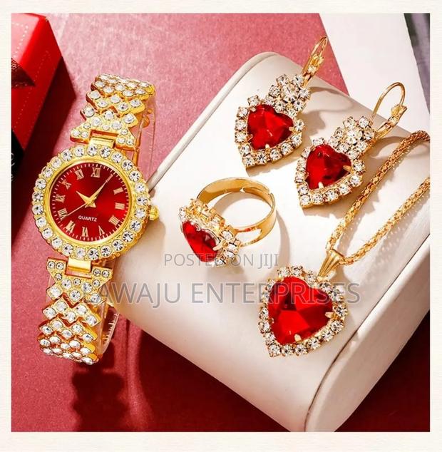 Ladie's Golden Luxury Jewelry Set
