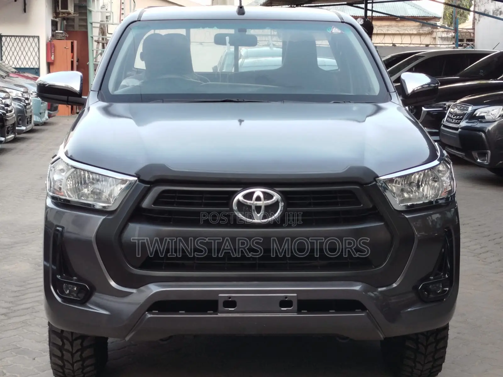 Toyota Hilux 2018 Gray