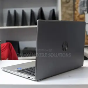 Laptop HP 250 G10 8GB Intel Core I5 SSD 512GB