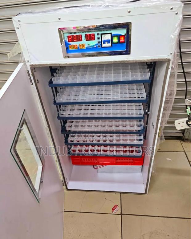 The Best 528 Egg Incubator - main view