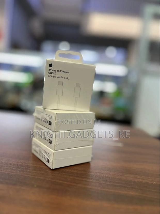 iPhone 15 Pro Max Usb C to C Charge Cable! - thumbnail 2