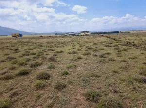 Commercial Prime Land Touching Tarmac,3 Acres