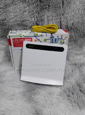 Huawei (B593 LTE 4G) WI-FI Router Huawei Simcard Router.