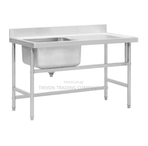 Stainless Steel Table With Single Sink