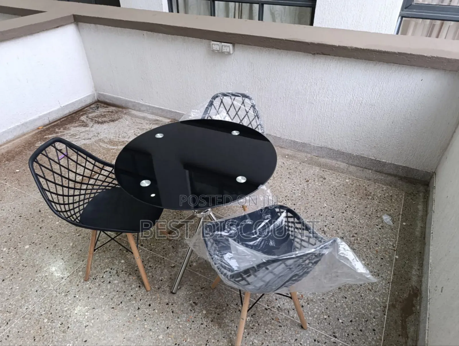 All Black Outdoor Table and Chairs