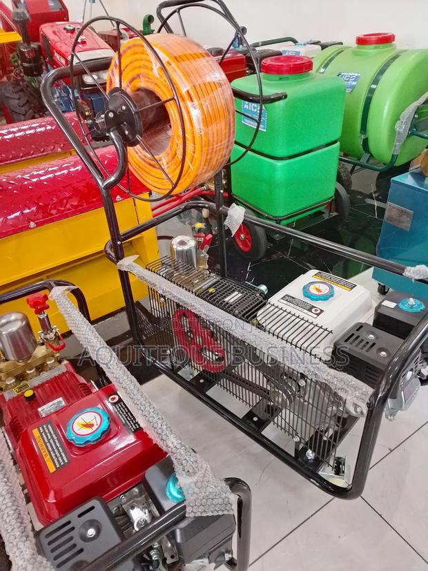 Farm Sprayer Machine - main view