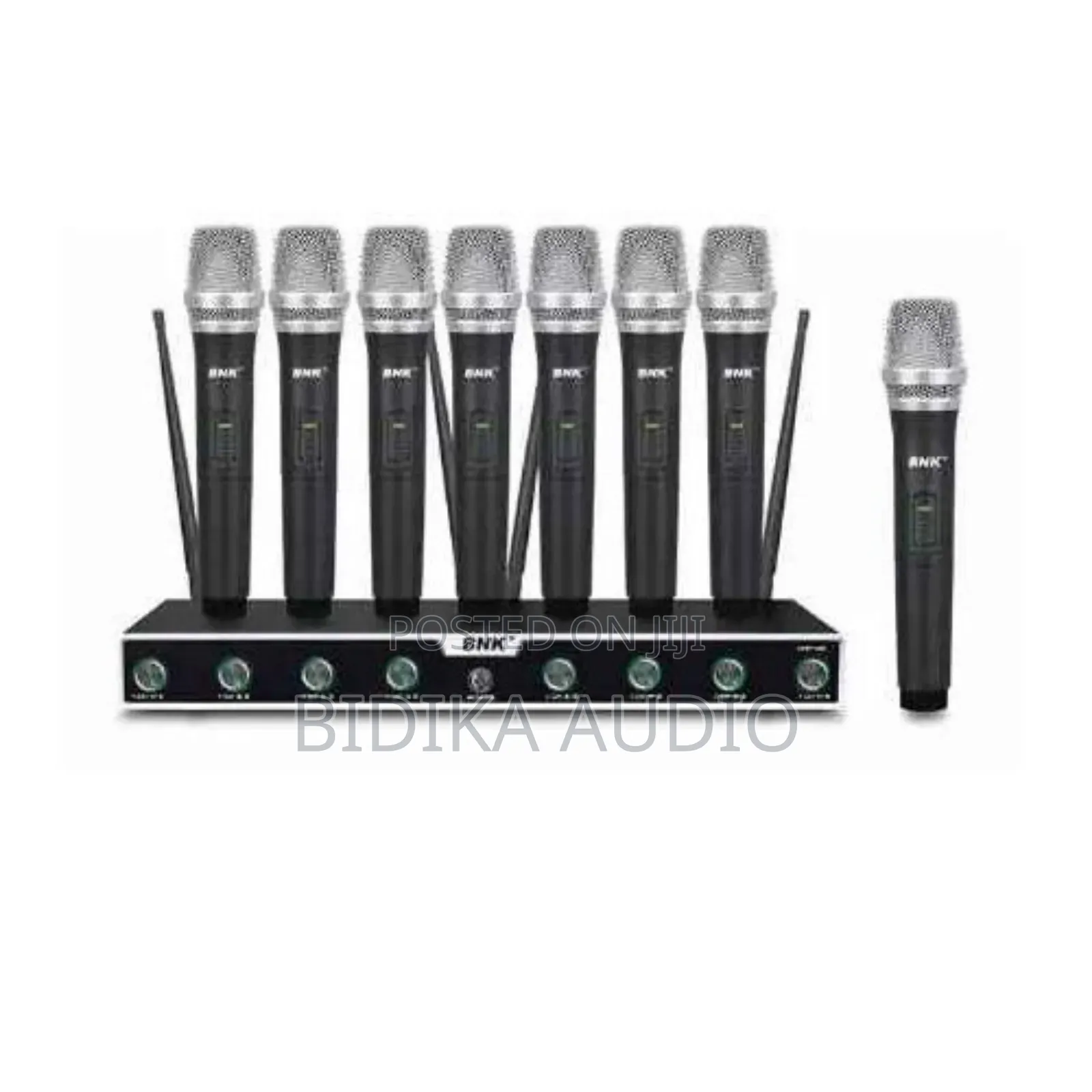 BNK Bk8800 Professional 8 Channels Uhf Wireless Microphone