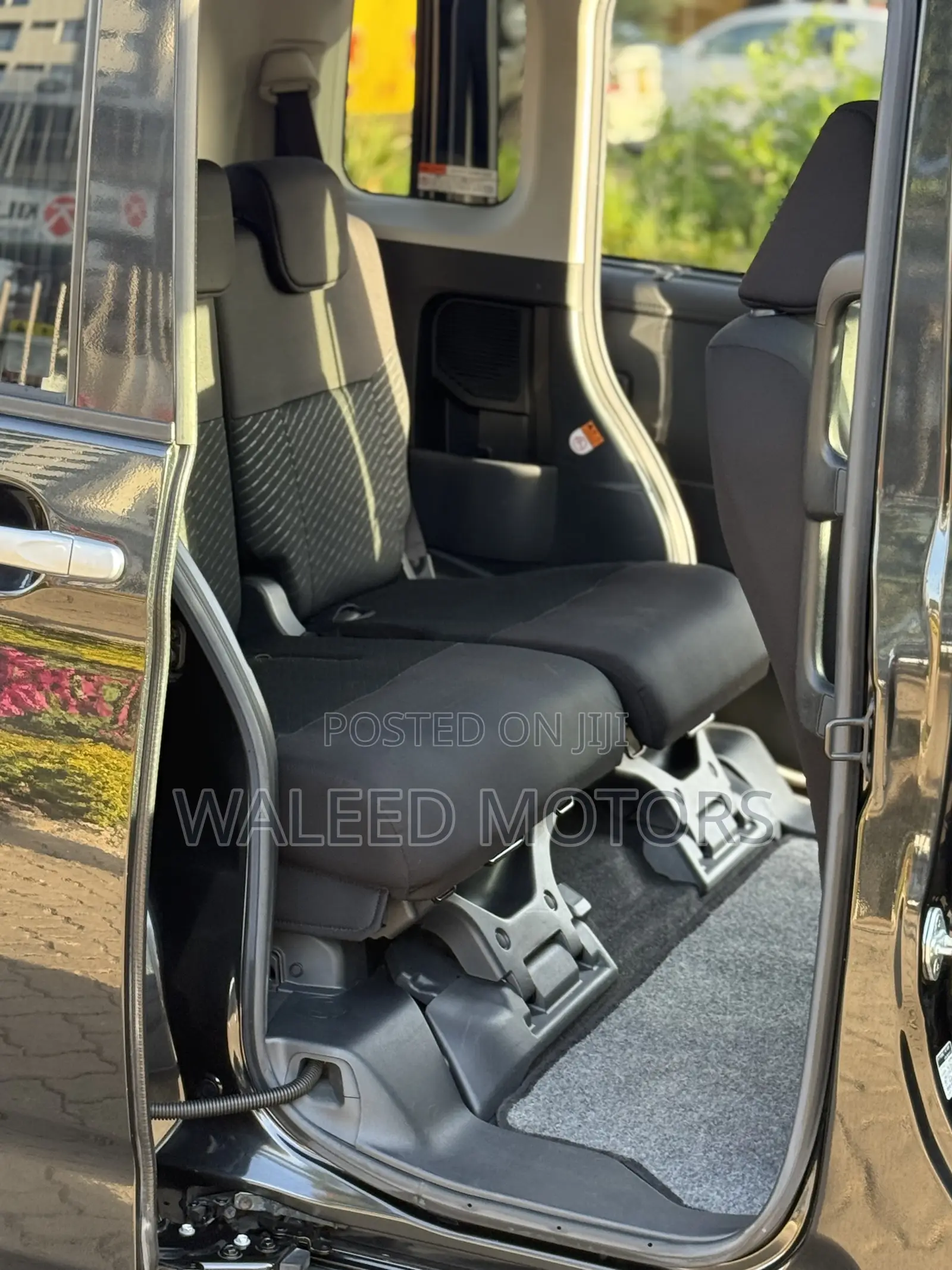 Toyota Roomy 2018 Black