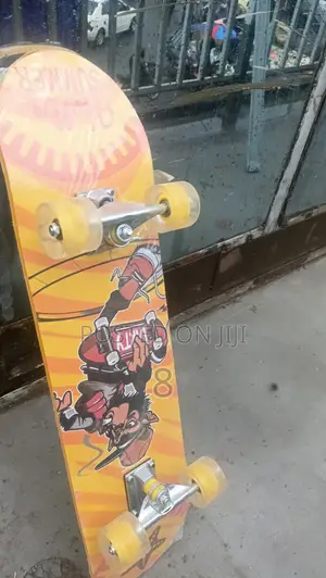 Smooth and Stable Skateboard for Adults – Ride in Style