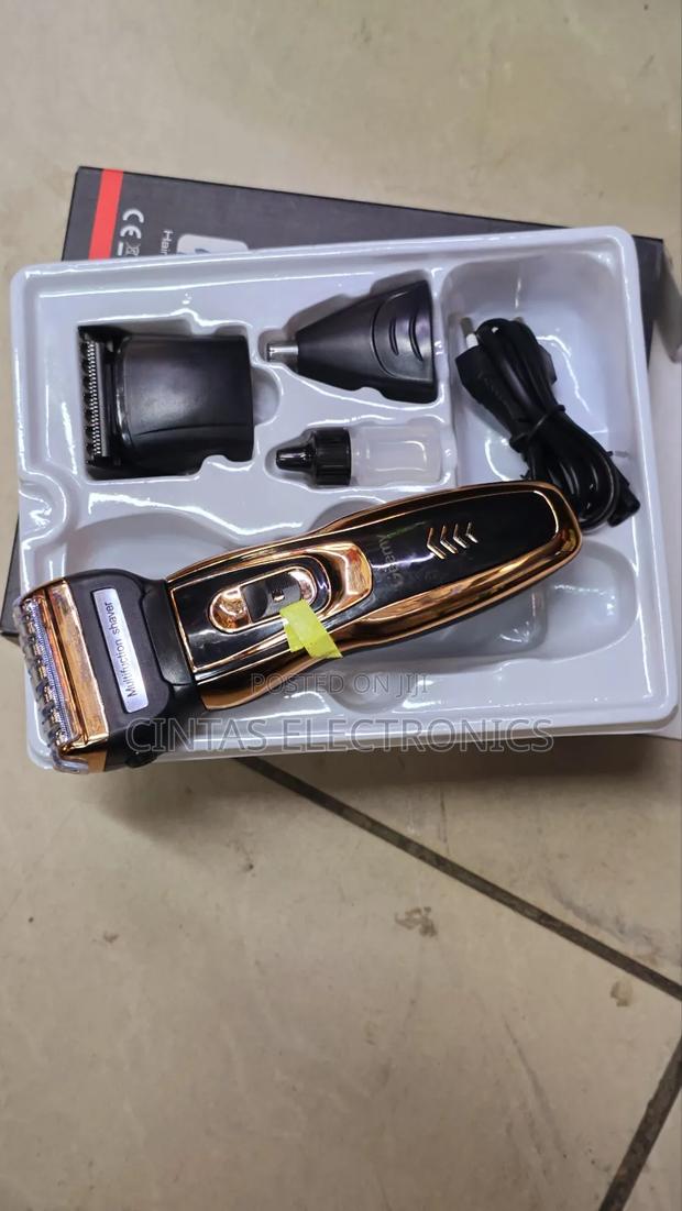 Geemy GM-595 3in1 Rechargeable Shave and Trimmer Set