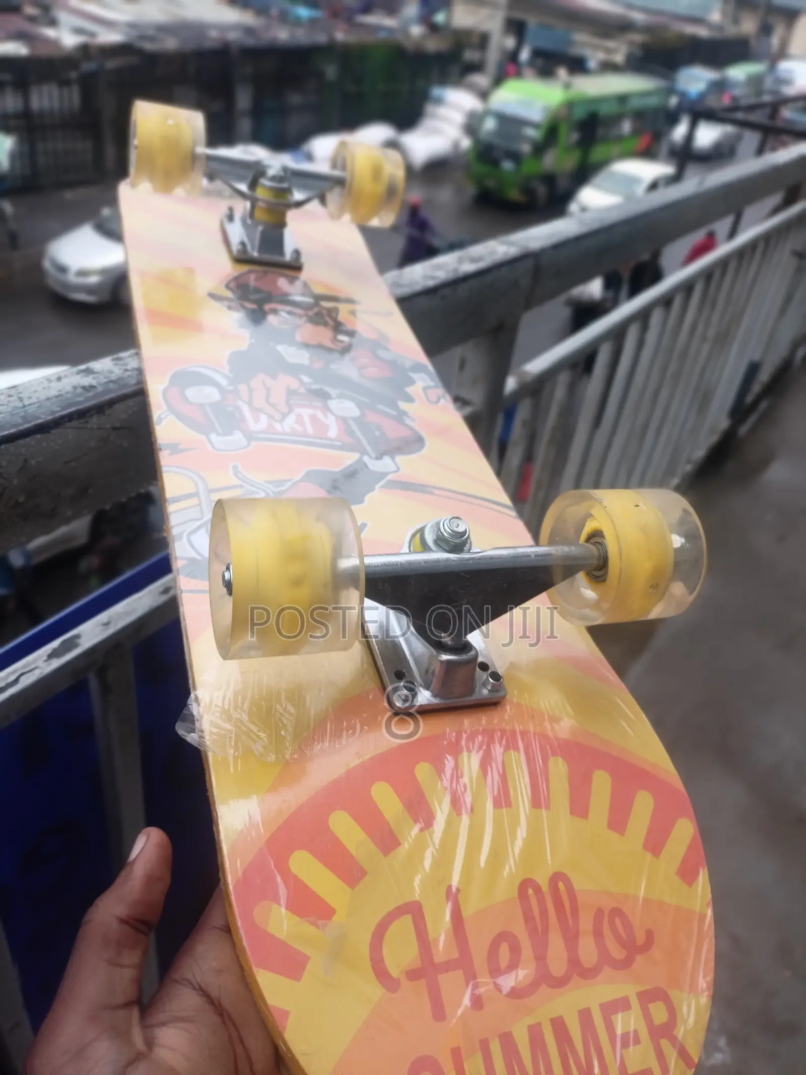 Stylish Adult Skateboard – Perfect for Urban Rides