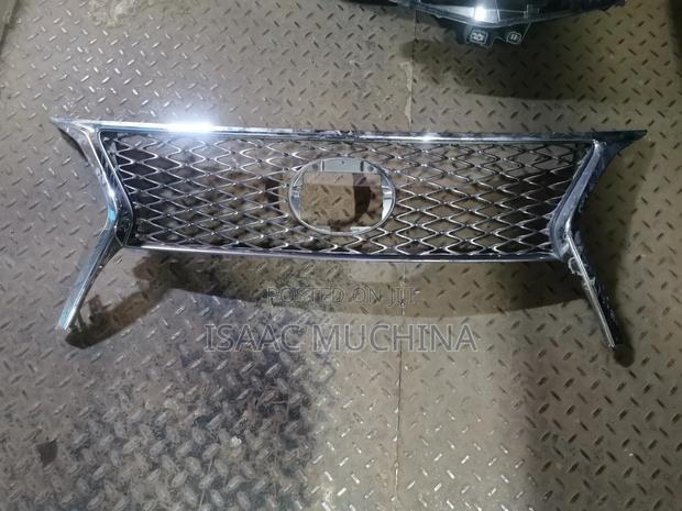 Lexus Rx Grill - main view