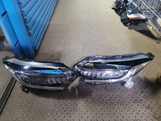 Vezel 2018 Headlight - thumbnail 2