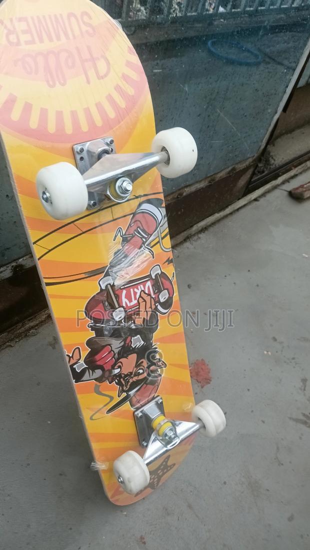 Reliable Adult Skateboard – Built for Endless Fun - main view