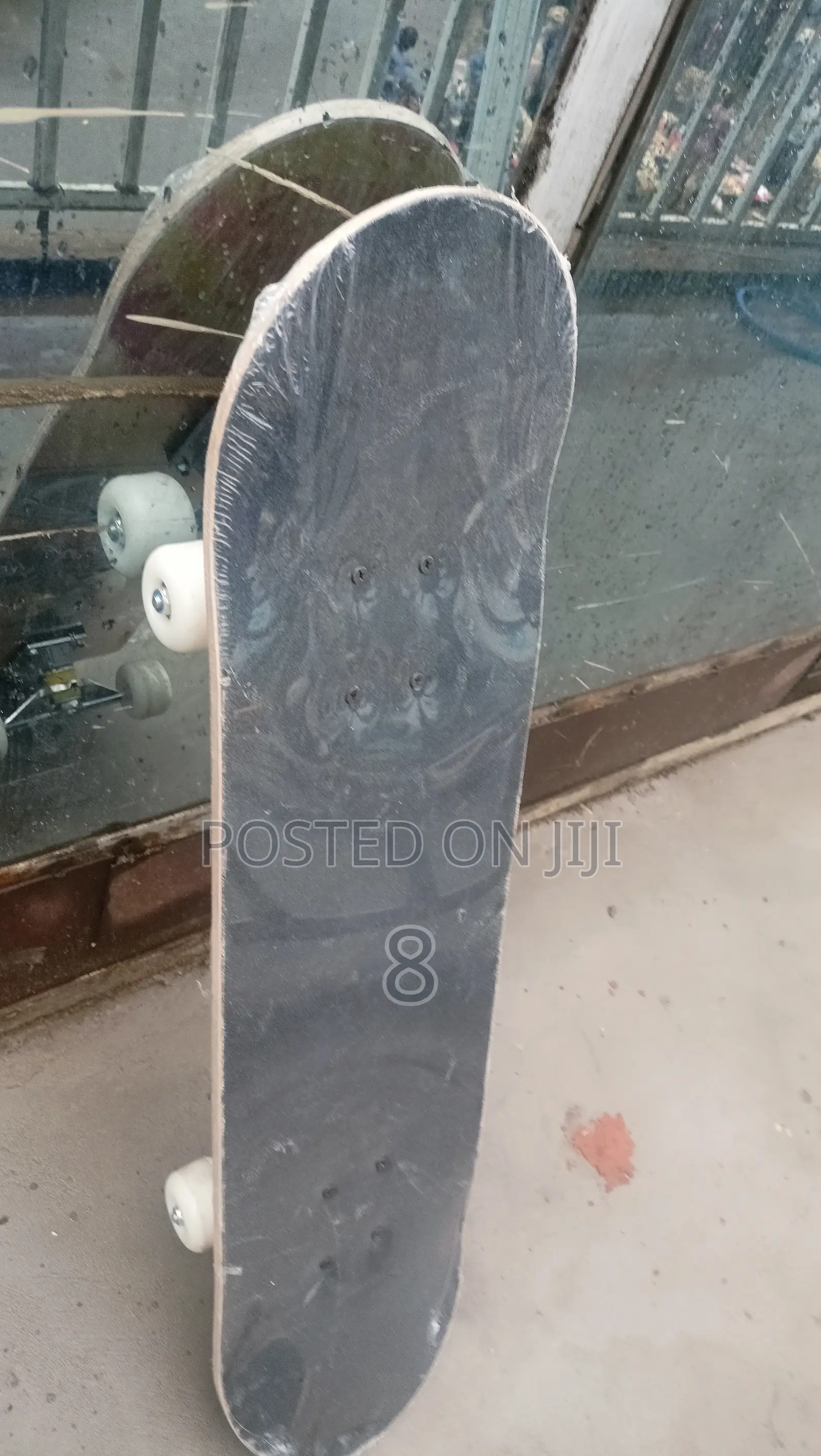 Adult Skateboard – Smooth Rides for Every Skater