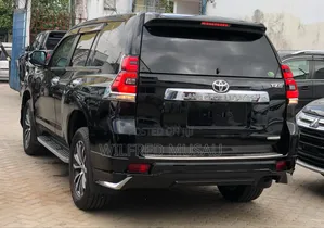 Toyota Land Cruiser Prado 2.8 2018 Black