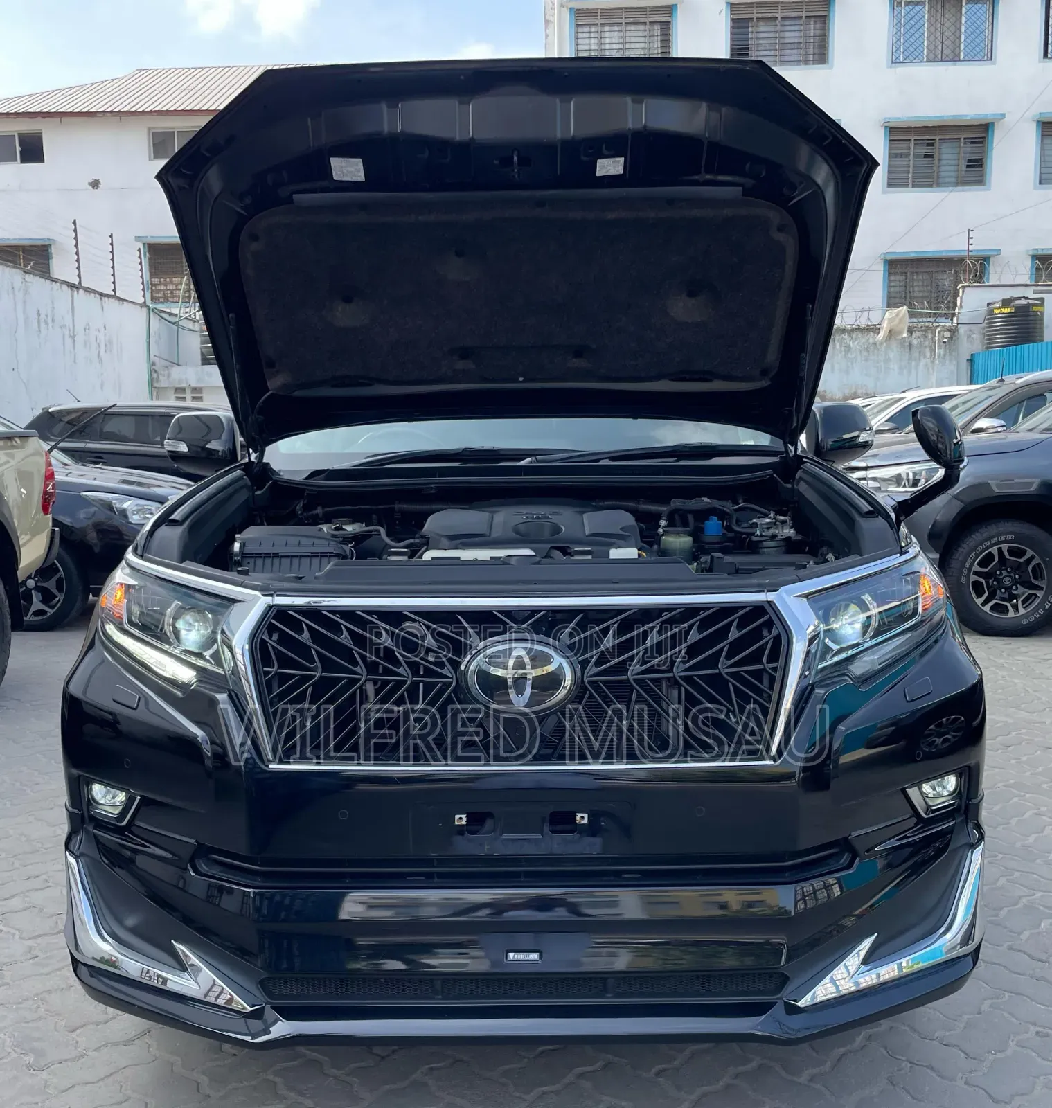 Toyota Land Cruiser Prado 2.8 2018 Black