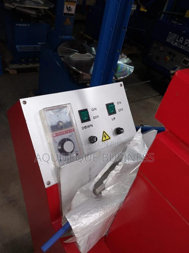 Tire Volcanizing Machine - main view