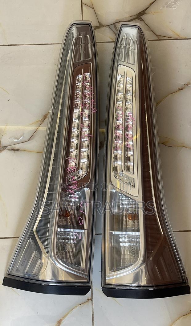Nissan Serena Back Lights Hfc26/ Fc26