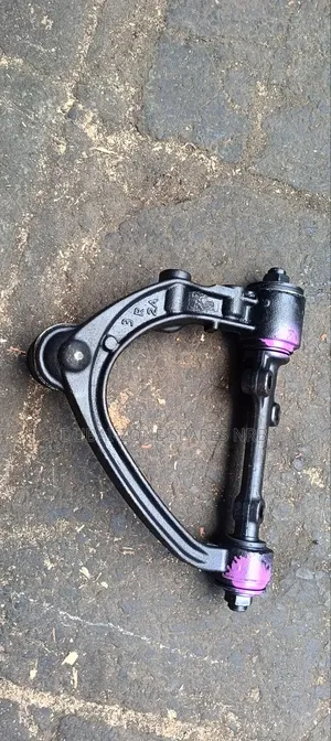 Upper Control Arms Hiace 7L,9L.
