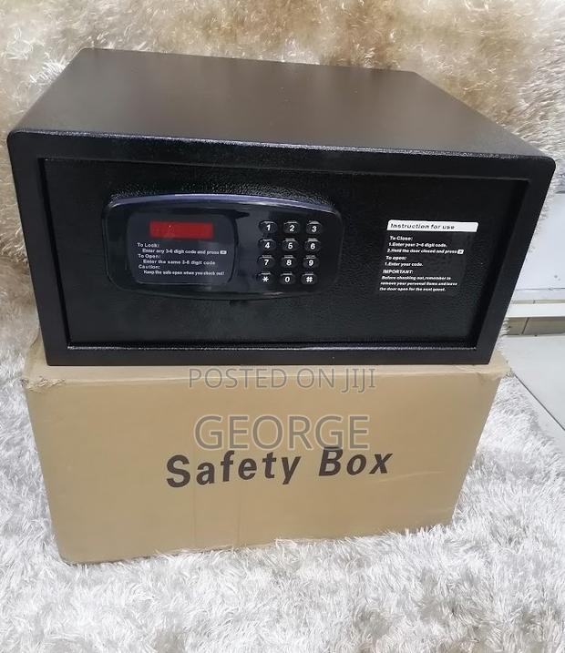 Verstile Industrial Money Safe/Money Box