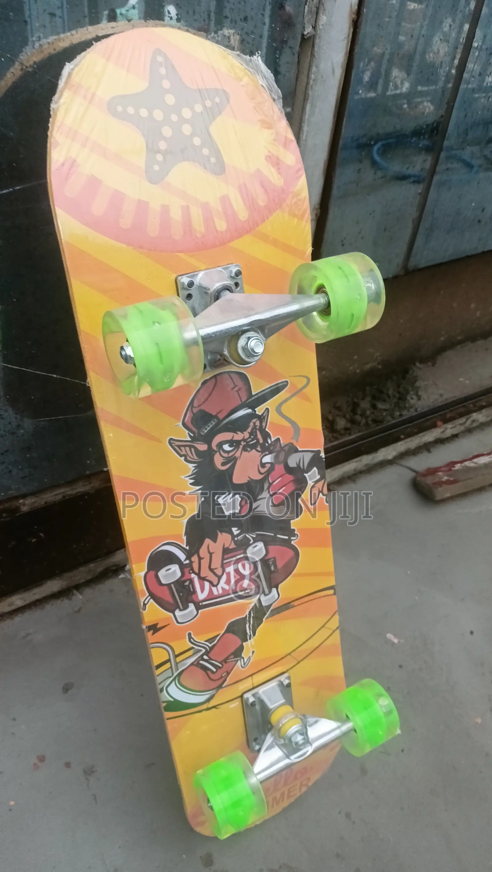 All-Terrain Adult Skateboard – Smooth Ride Anywhere