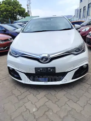 Toyota Auris 2017 White