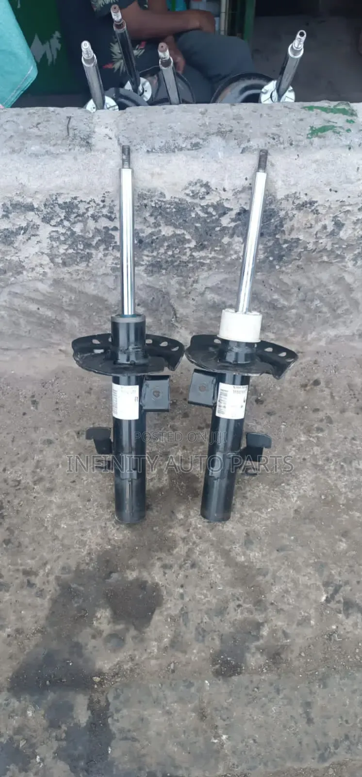 Volvo Xc60 Front Shocks