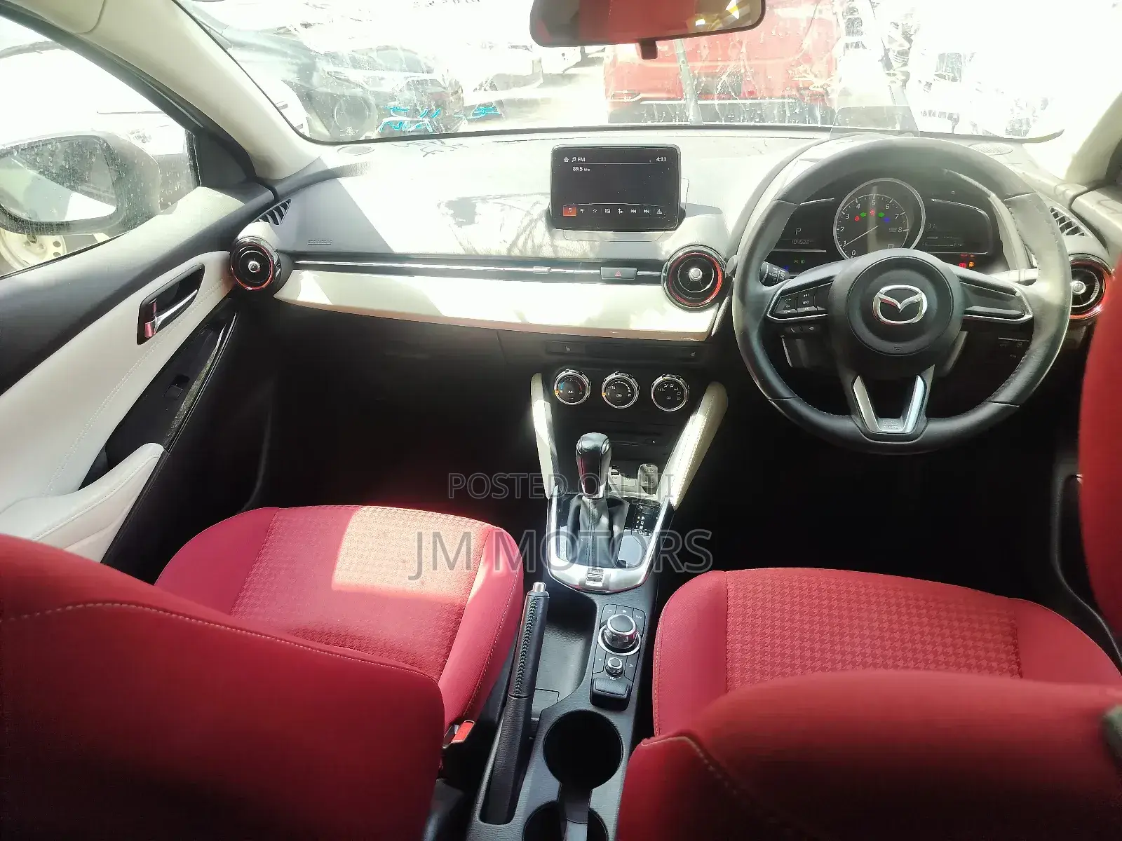 Mazda Demio 2018 Off white