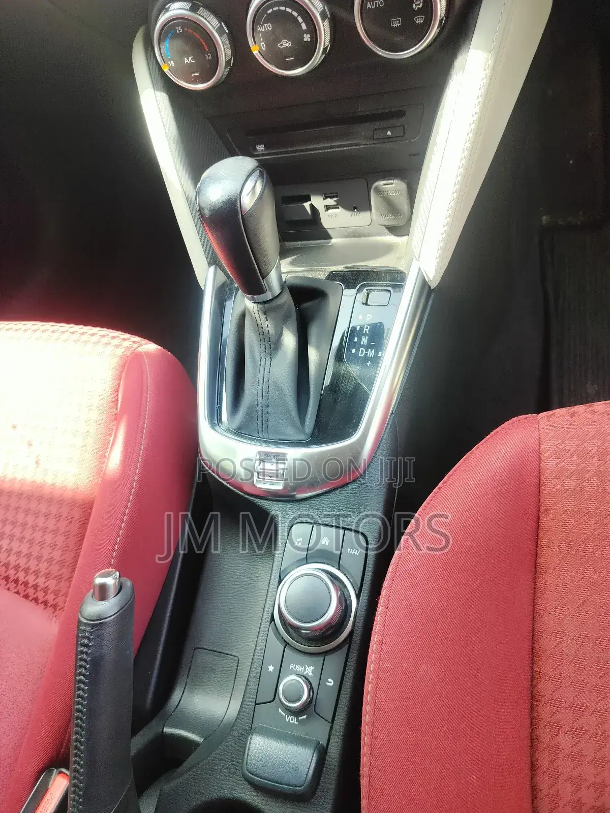 Mazda Demio 2018 Off white