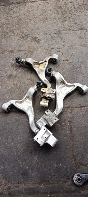 Control Arms Nissan Fuga,Skyline 2 4wd