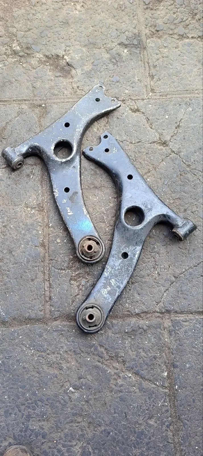 Toyota RAV4 2005 Control Arms