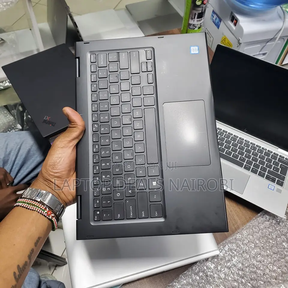 Laptop Dell Latitude 3390 8GB Intel Core i5 SSD 256GB