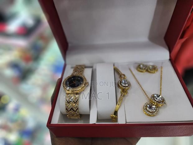 Valentine Gift Sets for Ladies - thumbnail 4