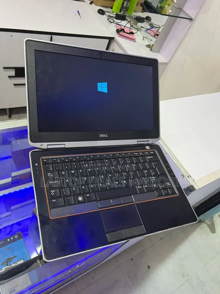Laptop Dell Latitude E6320 8GB Intel Core I5 HDD 500GB