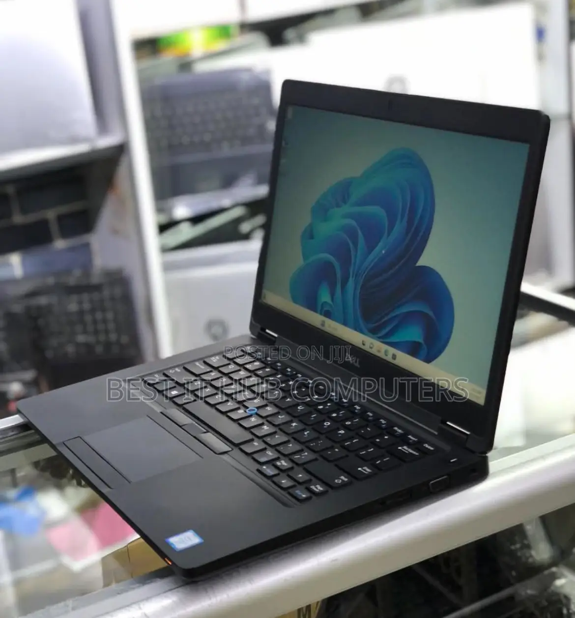 Laptop Dell Latitude 5490 8GB Intel Core I7 SSD 256GB