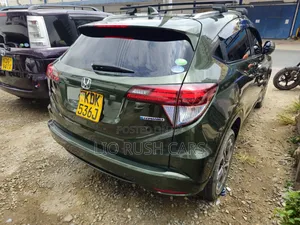 Honda Vezel 2016 Green