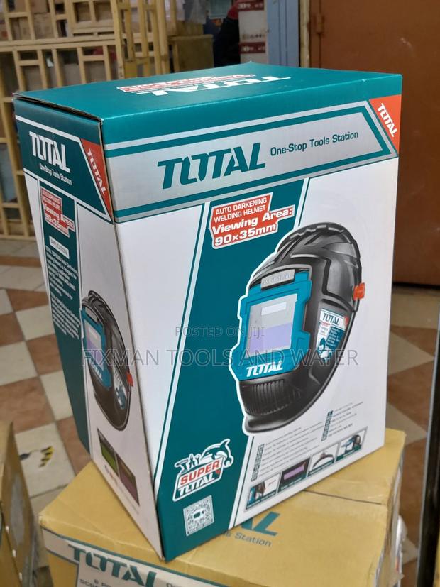 Auto Darkening Welding Helmet - main view