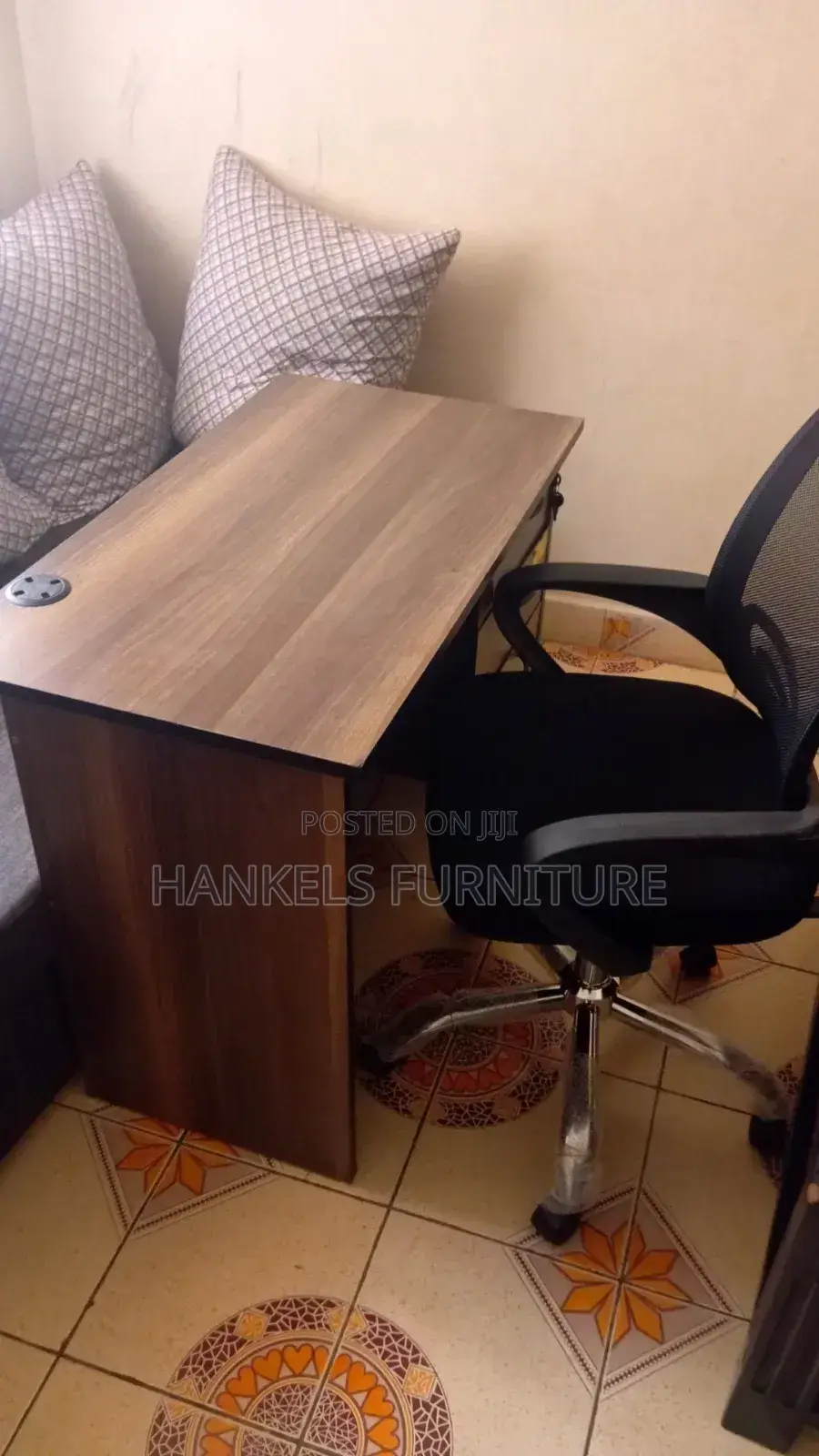 Combo 1.2m Walnut Desk And Chair