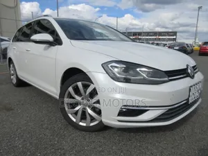 Volkswagen Golf TSI SE FWD 2018 White