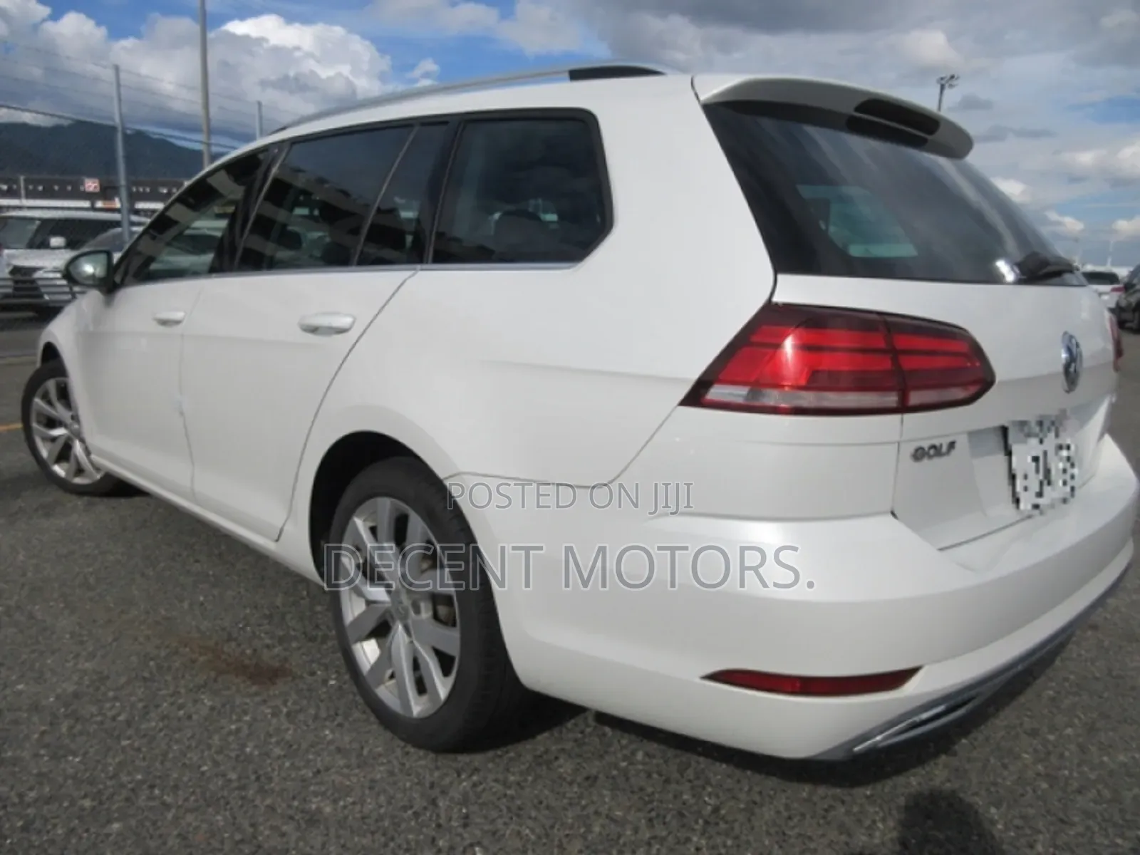 Volkswagen Golf TSI SE FWD 2018 White