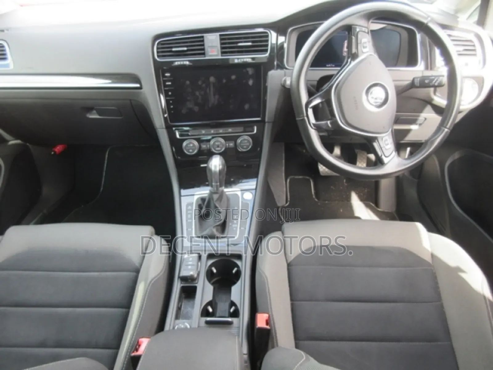 Volkswagen Golf TSI SE FWD 2018 White