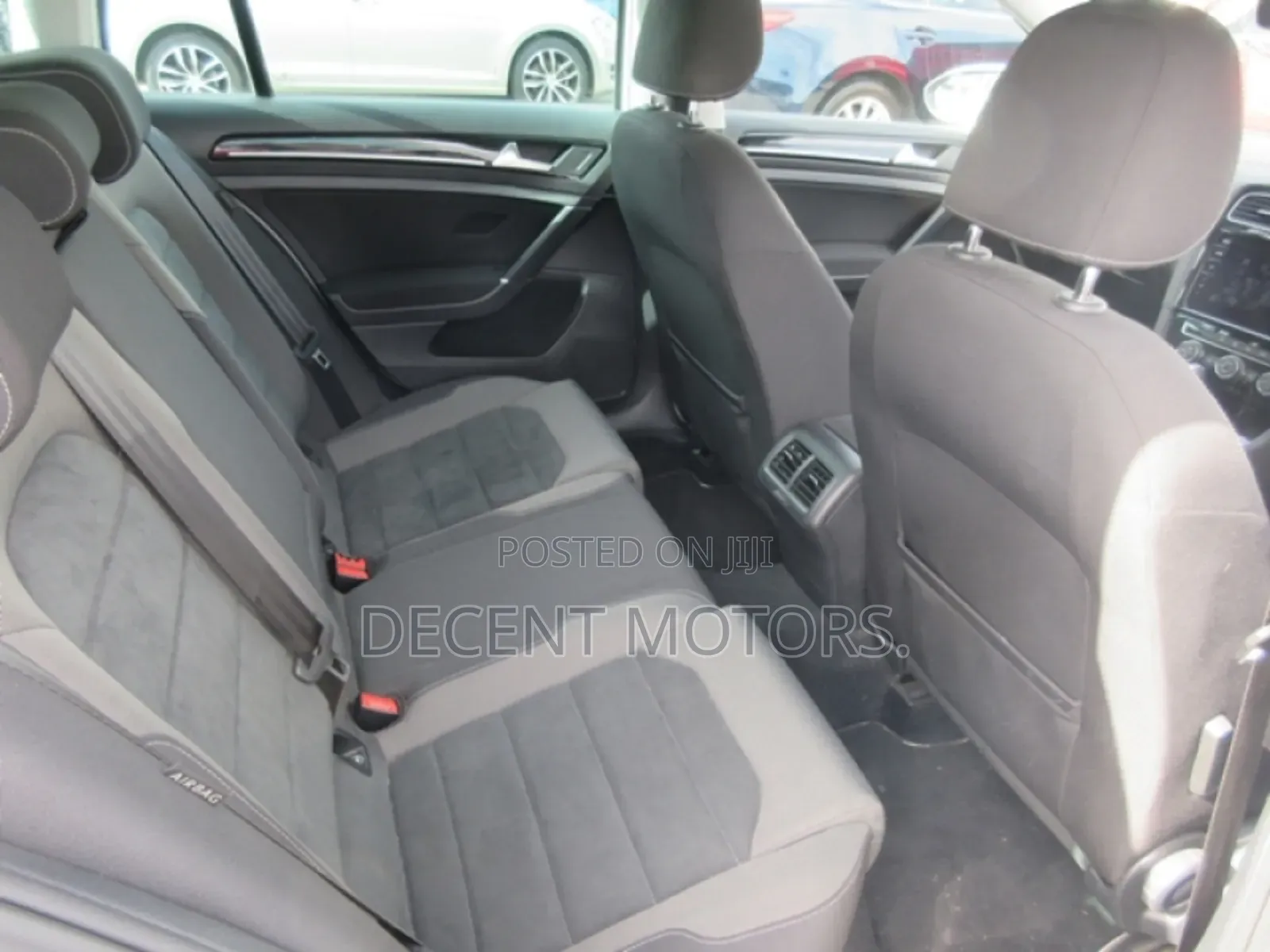 Volkswagen Golf TSI SE FWD 2018 White