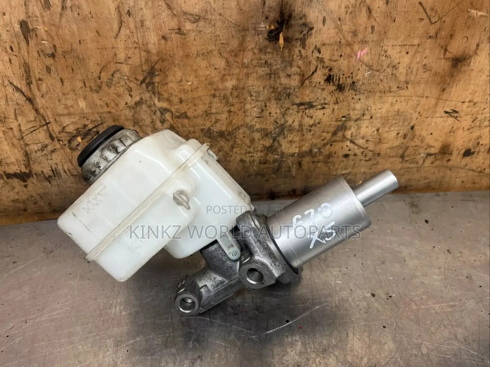 BMW X5 X6 Brake Master Cylinder F15 E70 F16 E71 E