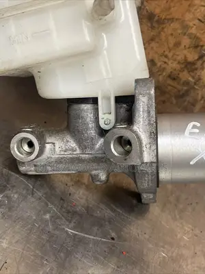 BMW X5 X6 Brake Master Cylinder F15 E70 F16 E71 E